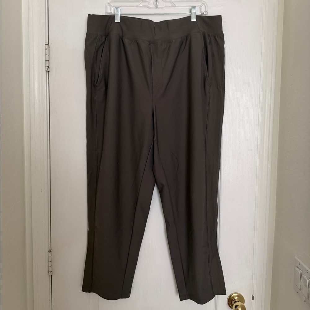 Old Navy Powersoft Athletic Pants